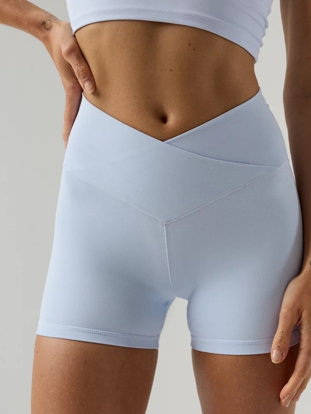 NWT Offline By Aerie Real Me Bike Shorts Coral Medium 5" Inseam